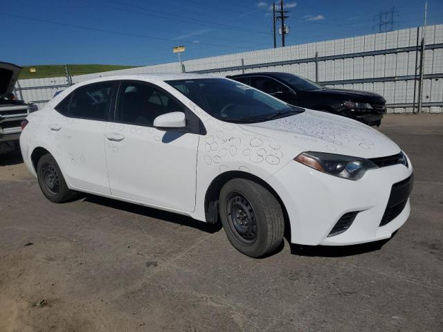 2015 Toyota Corolla L VIN: 5YFBURHE2FP323210 Lot: 58107444