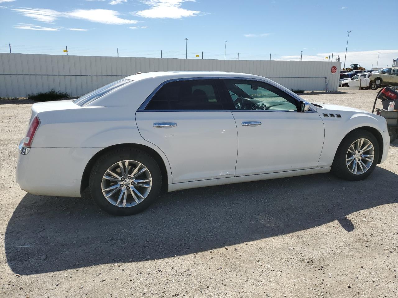 2C3CA5CG7BH518951 2011 Chrysler 300 Limited