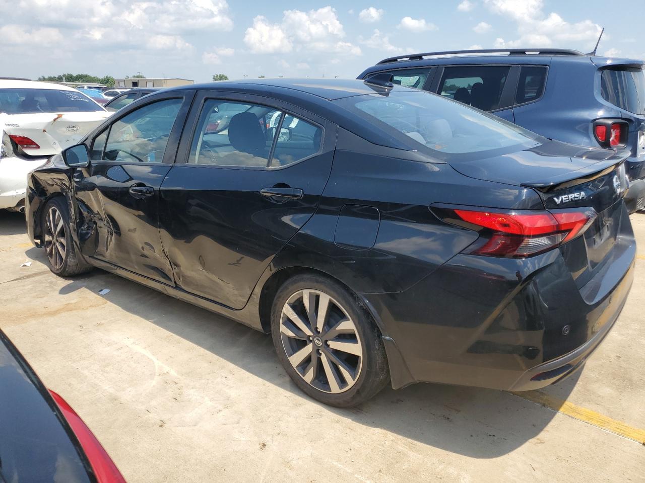 2020 Nissan Versa Sr vin: 3N1CN8FV8LL833619