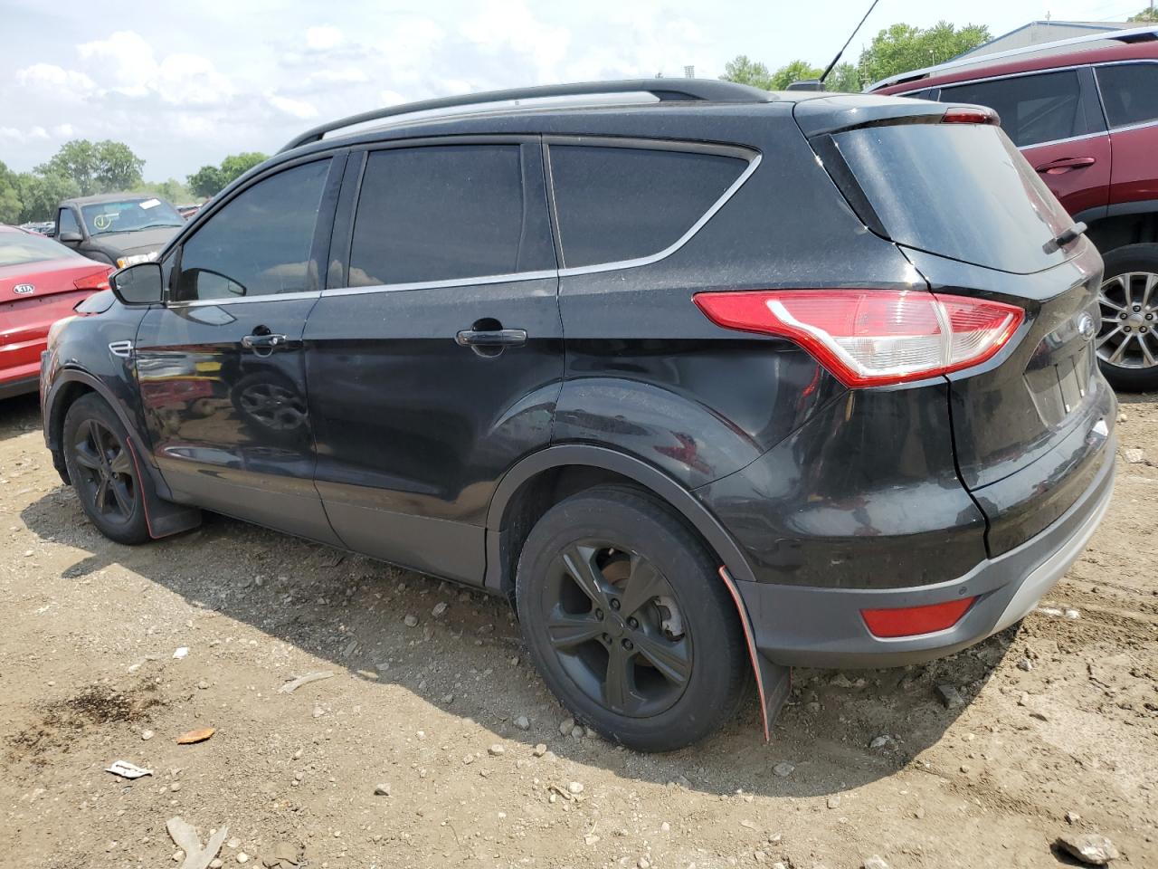 1FMCU9G94FUC82165 2015 Ford Escape Se