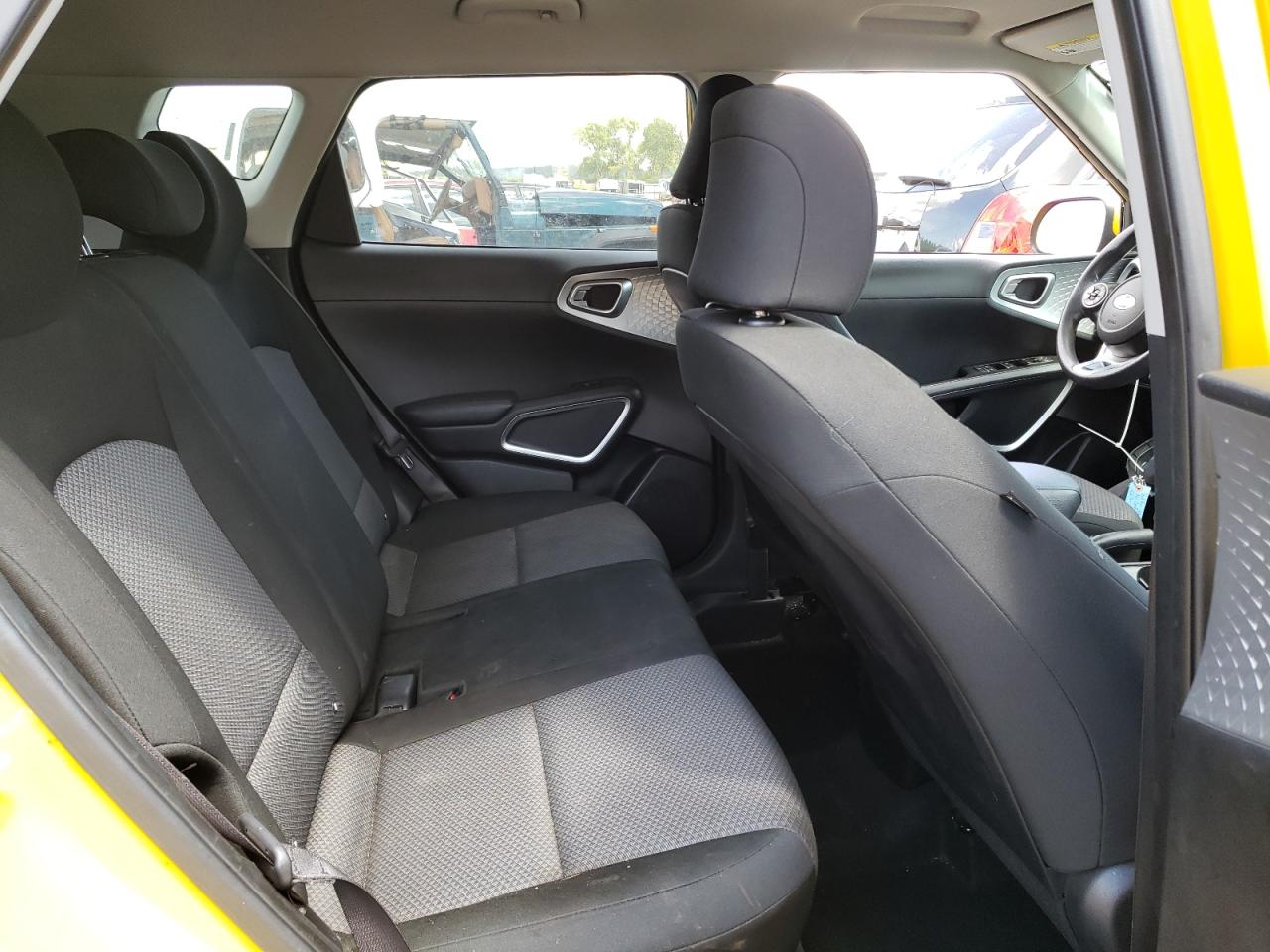 KNDJ23AU1L7076548 2020 Kia Soul Lx