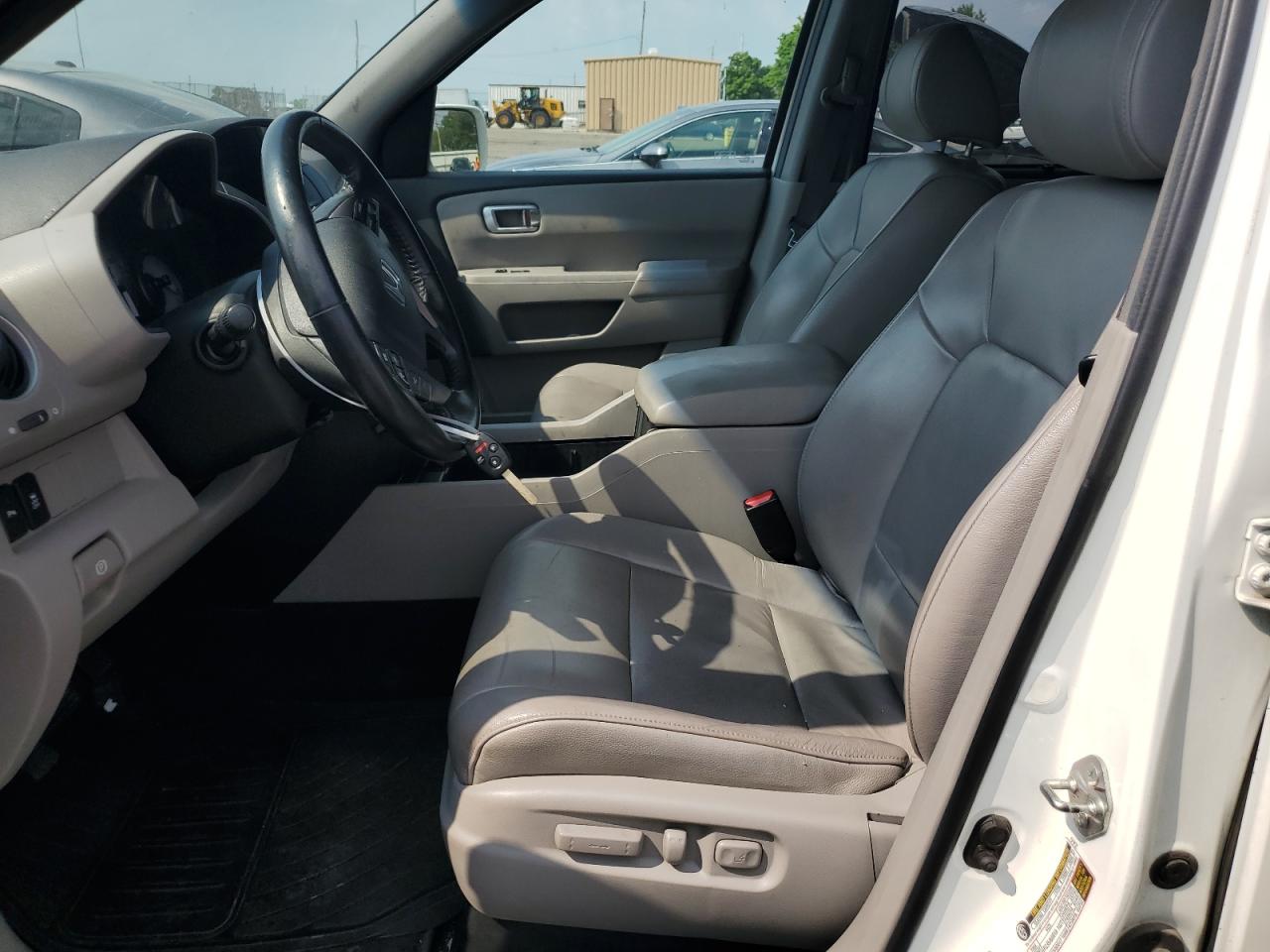 5FNYF4H93CB051381 2012 Honda Pilot Touring