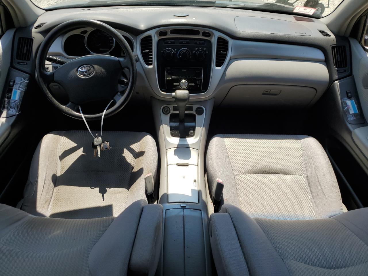 JTEHP21A140012483 2004 Toyota Highlander Base