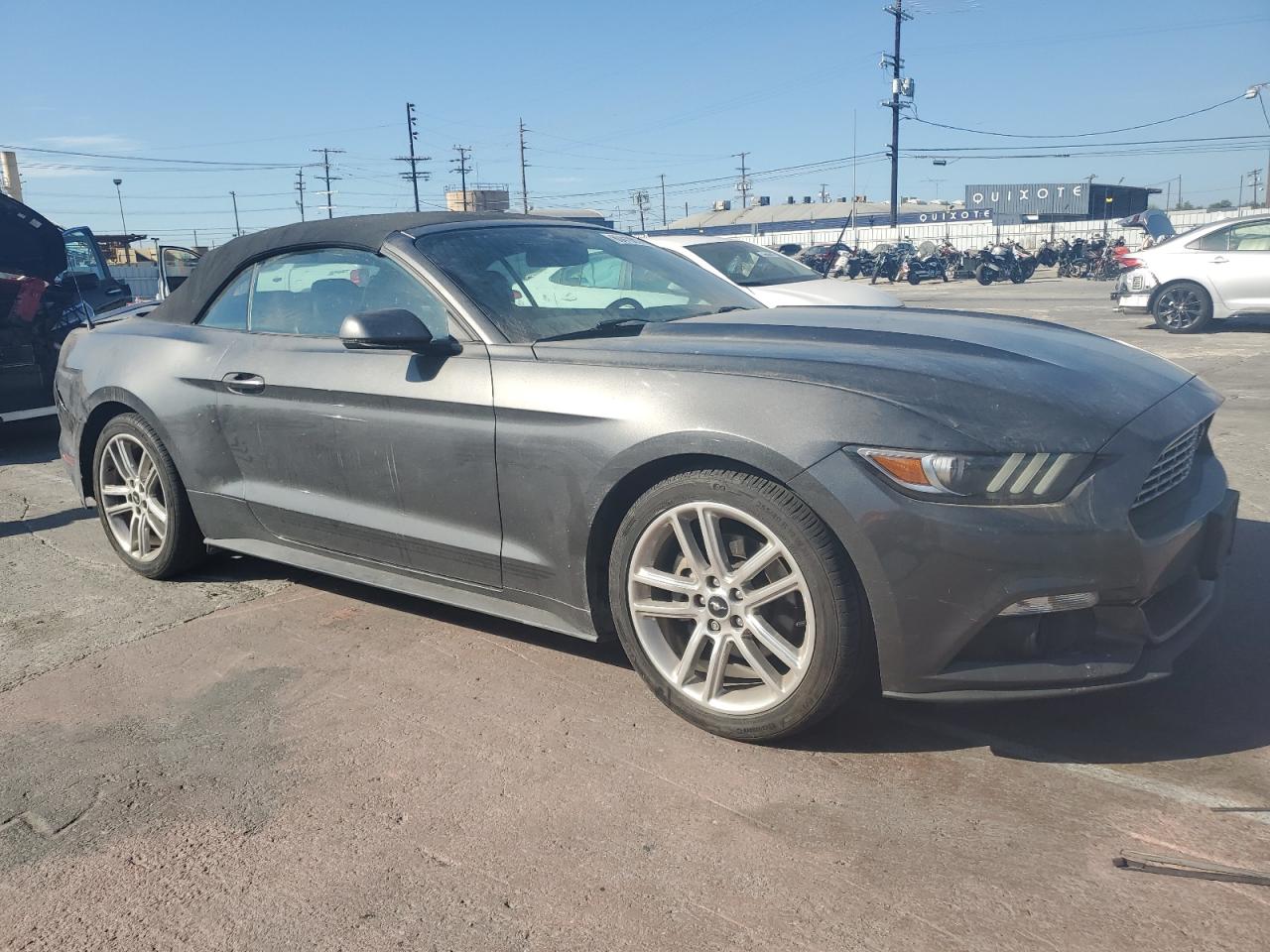 2017 Ford Mustang vin: 1FATP8UH2H5330587