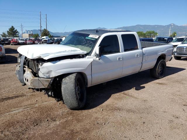 CHEVROLET SILVERADO 2006 white  diesel 1GCHK33206F137229 photo #1