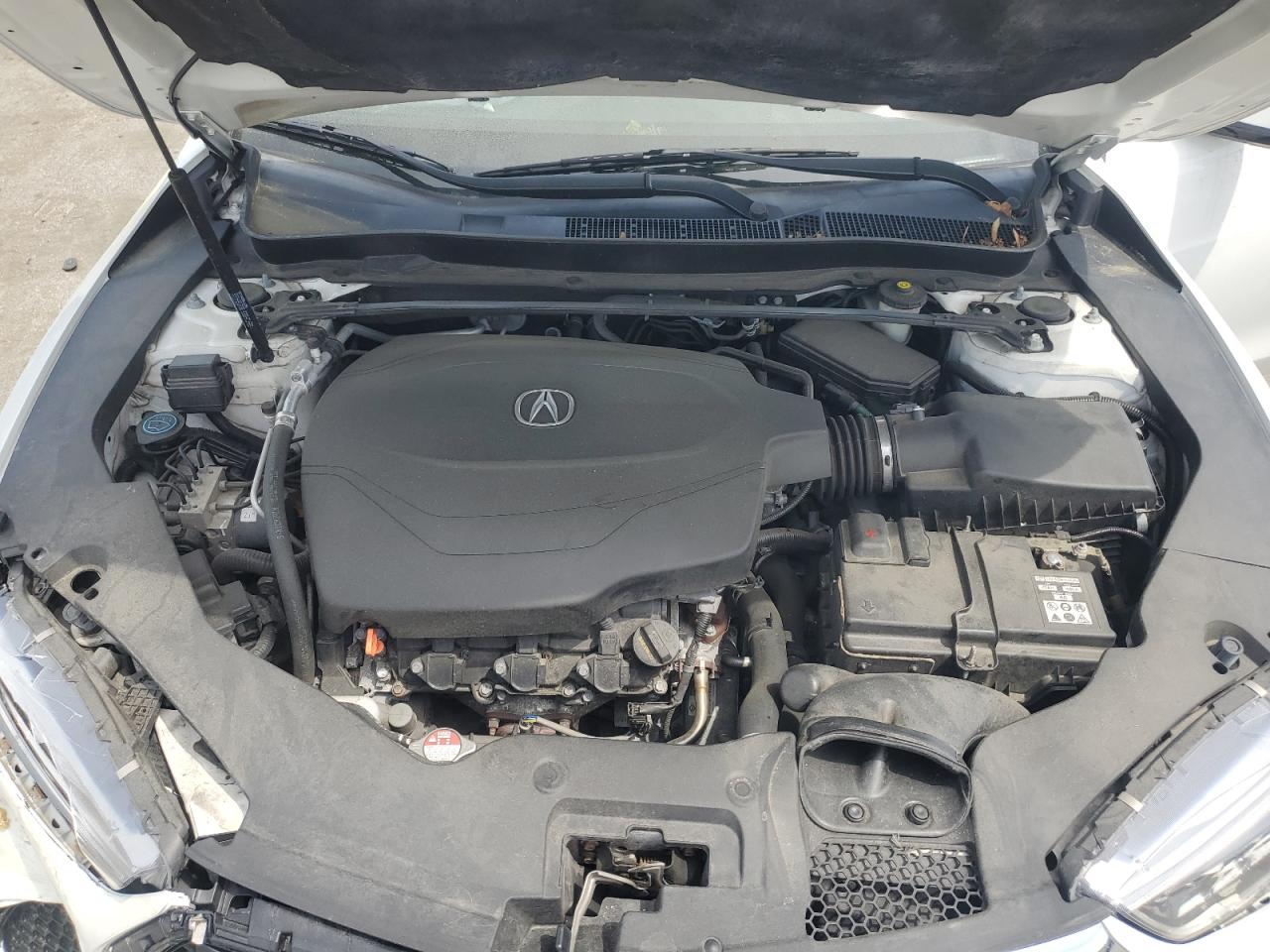 19UUB3F3XJA003824 2018 Acura Tlx