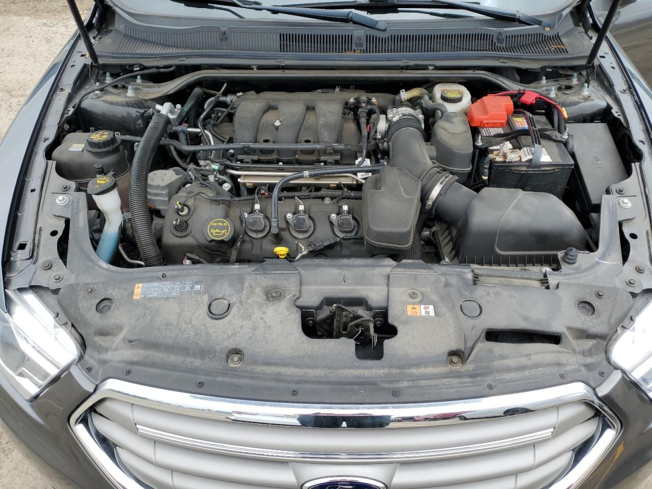 1FAHP2E85JG142254 2018 Ford Taurus Sel