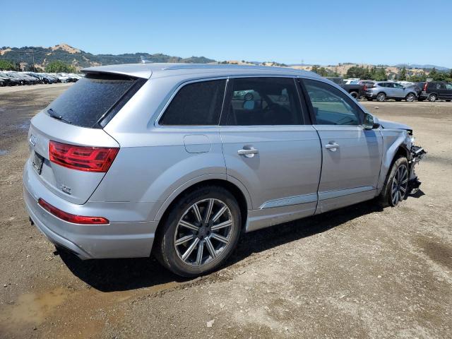 WA1LAAF71HD052160 2017 Audi Q7 Premium Plus