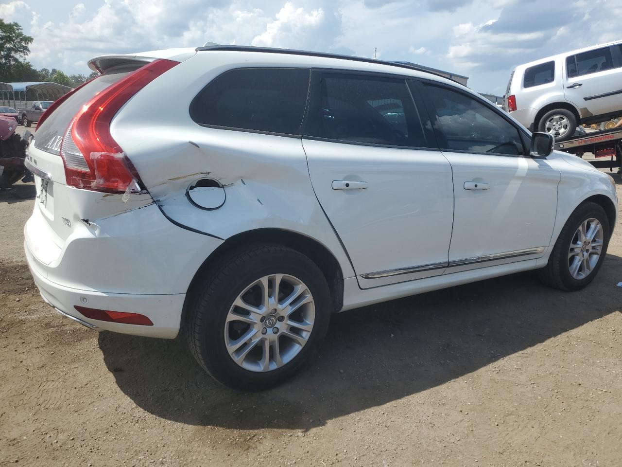 2016 Volvo Xc60 T5 vin: YV440MDJ0G2920198