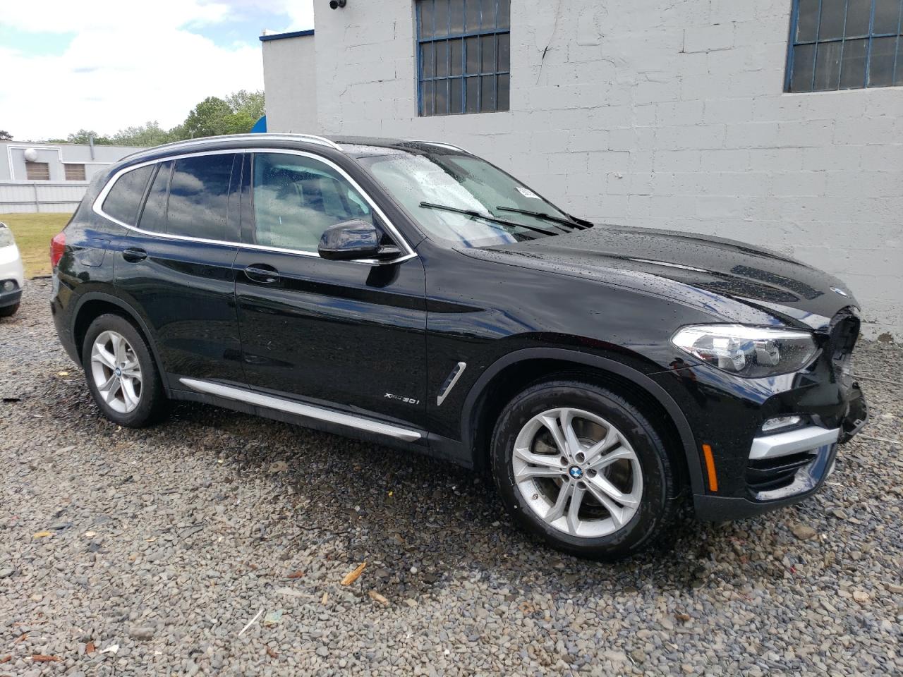 2018 BMW X3 xDrive30I vin: 5UXTR9C57JLC74103