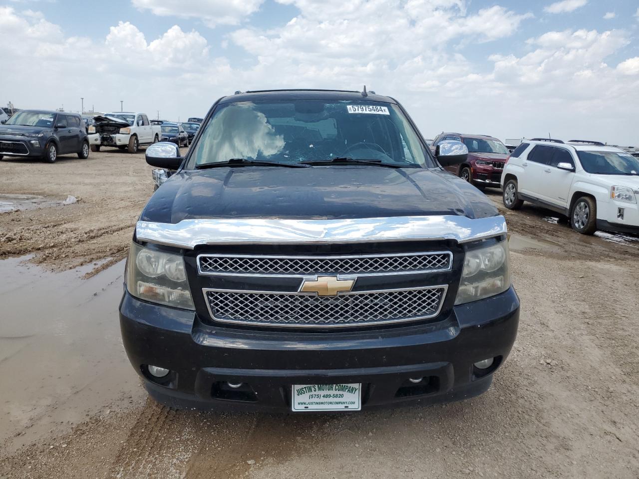 1GNSKKE32BR400861 2011 Chevrolet Suburban K1500 Ltz