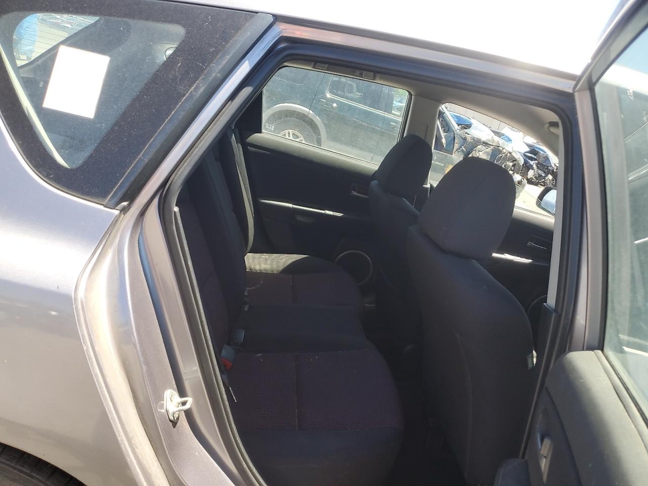 JM1BK343951238391 2005 Mazda 3 Hatchback