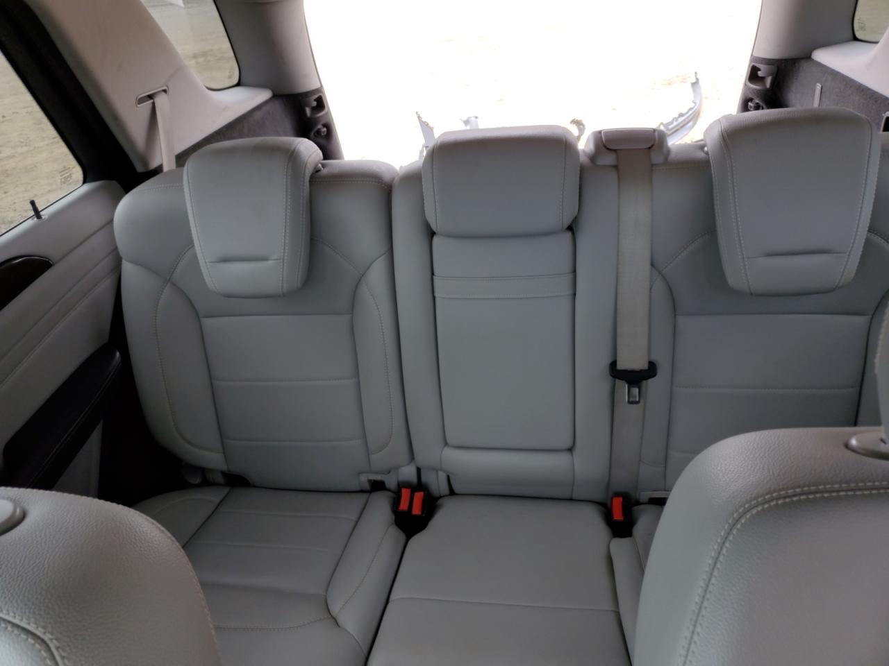 4JGDA5HB1CA078170 2012 Mercedes-Benz Ml 350 4Matic