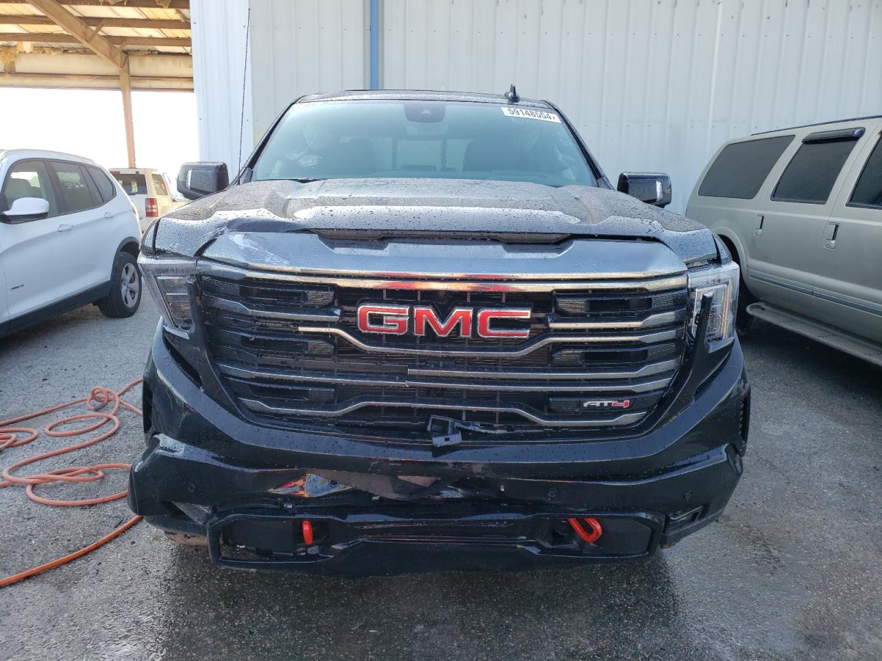 2024 GMC Sierra K1500 At4 vin: 1GTUUEEL4RZ220370