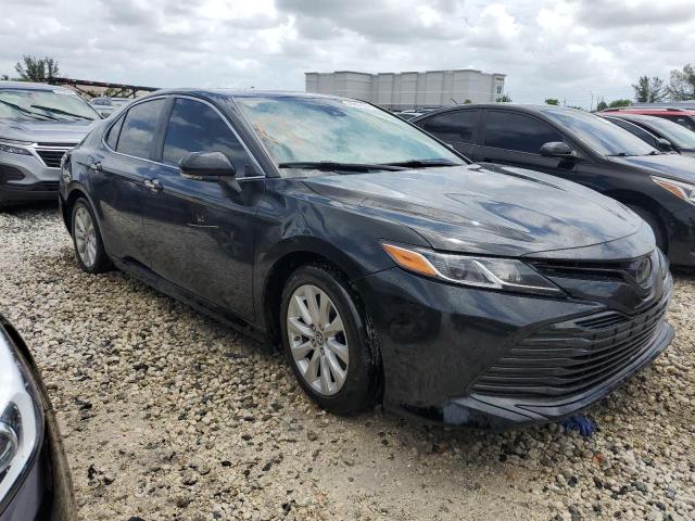 VIN 4T1B11HK5JU096621 2018 Toyota Camry, L no.4