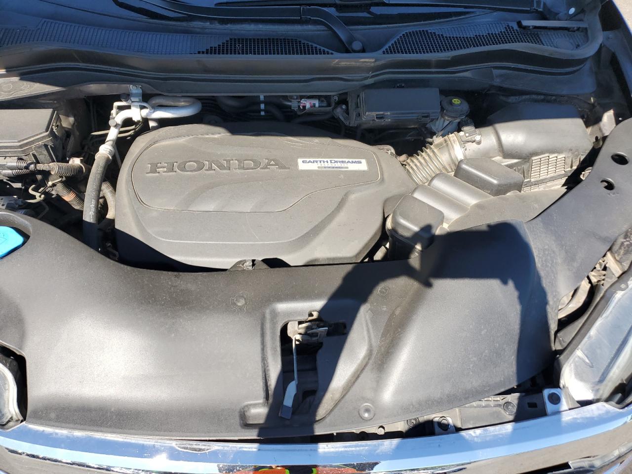 5FNYF6H99GB035820 2016 Honda Pilot Touring