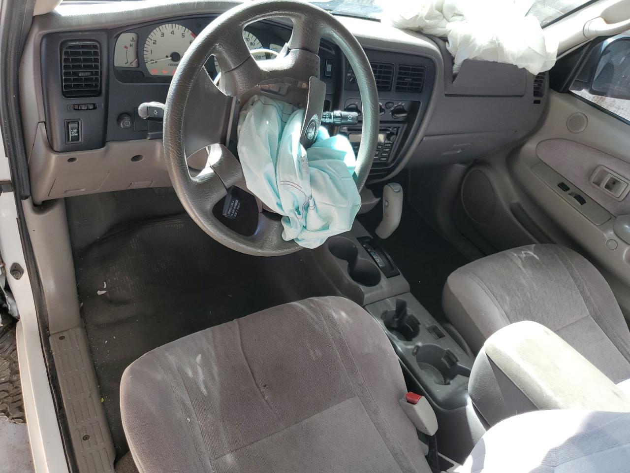 5TESM92N31Z821203 2001 Toyota Tacoma Xtracab Prerunner