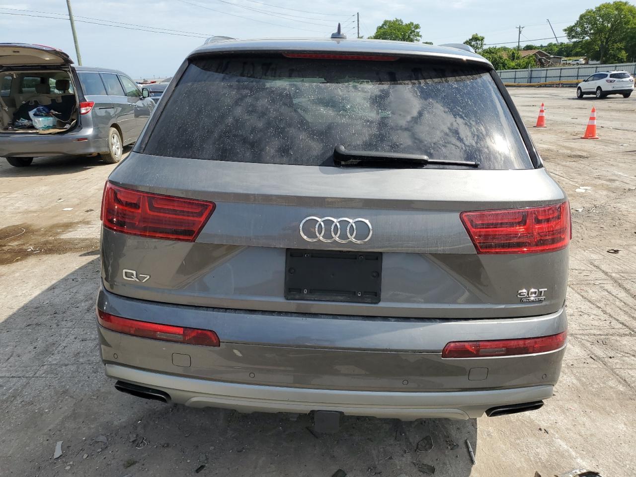 WA1LAAF71HD006540 2017 Audi Q7 Premium Plus