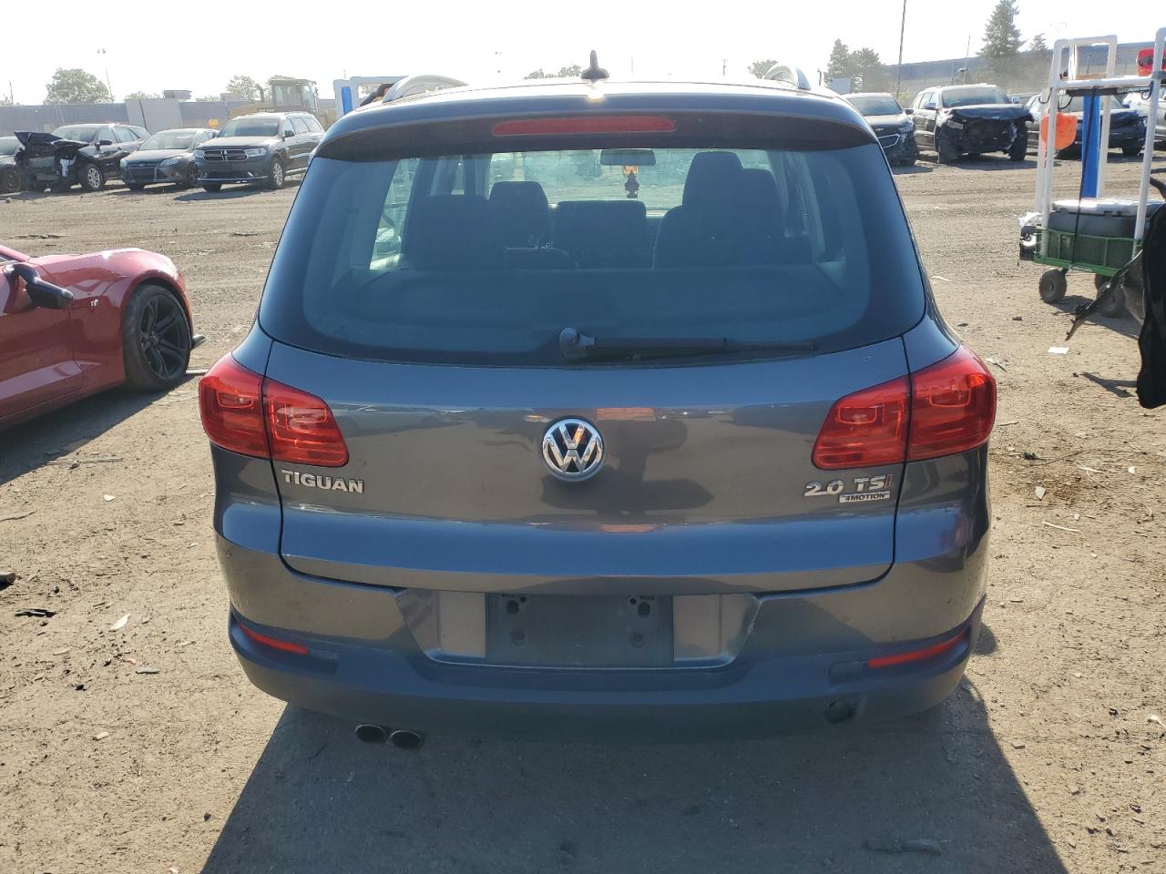 2015 Volkswagen Tiguan S vin: WVGBV7AX2FW116090