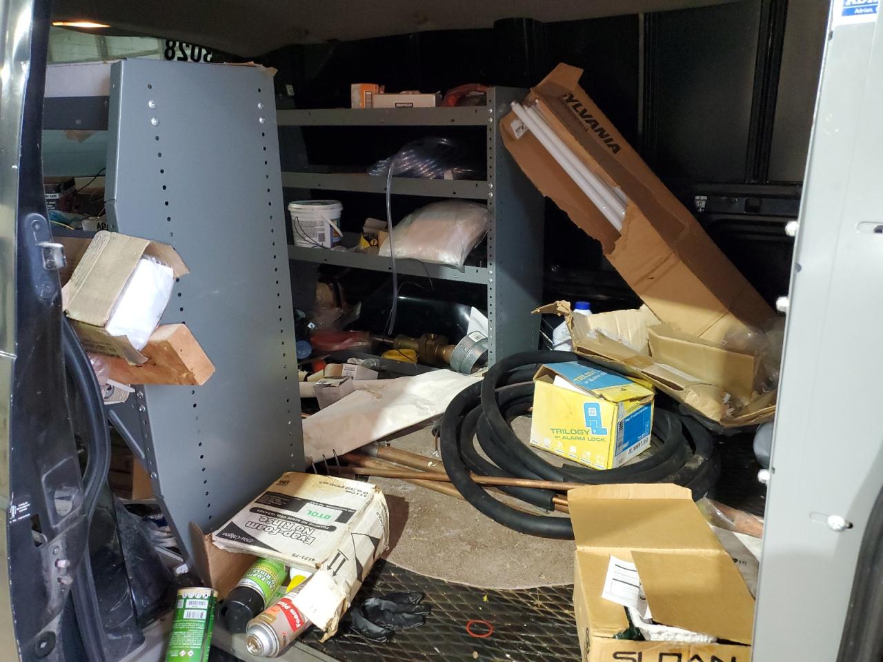 1GTDL19W6WB521047 1998 GMC Safari Xt