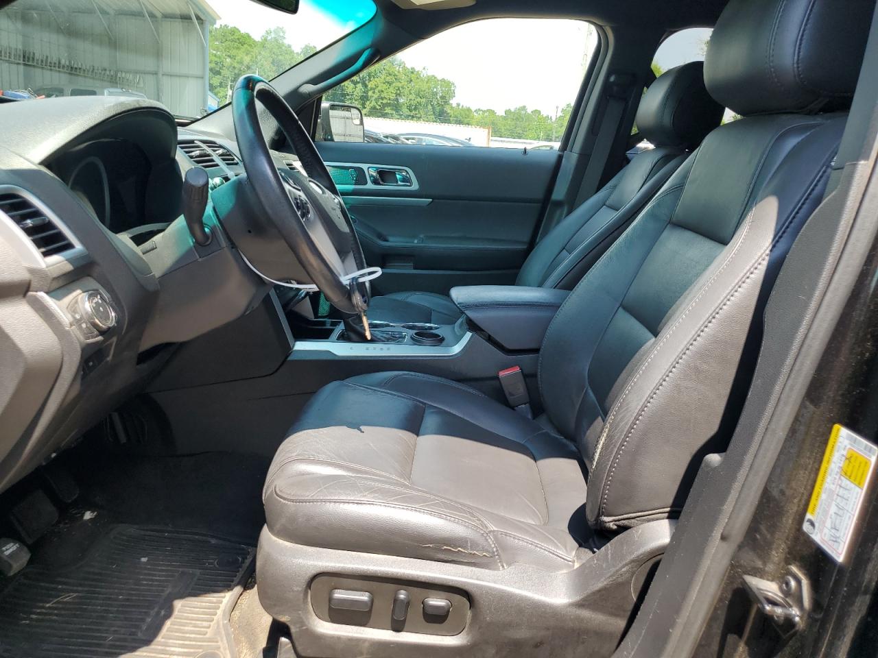 1FM5K7D83FGC02562 2015 Ford Explorer Xlt