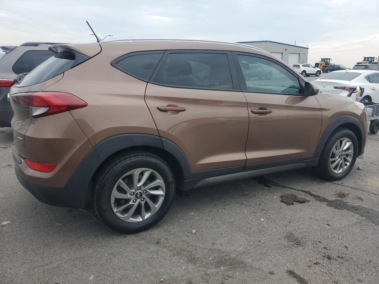 2016 Hyundai Tucson Limited vin: KM8J3CA40GU176706