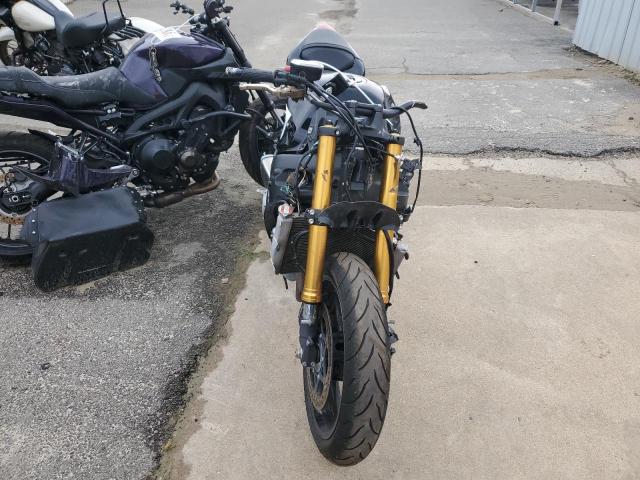 2016 SUZUKI GSX-S1000F JS1GT7CA8G2100617
