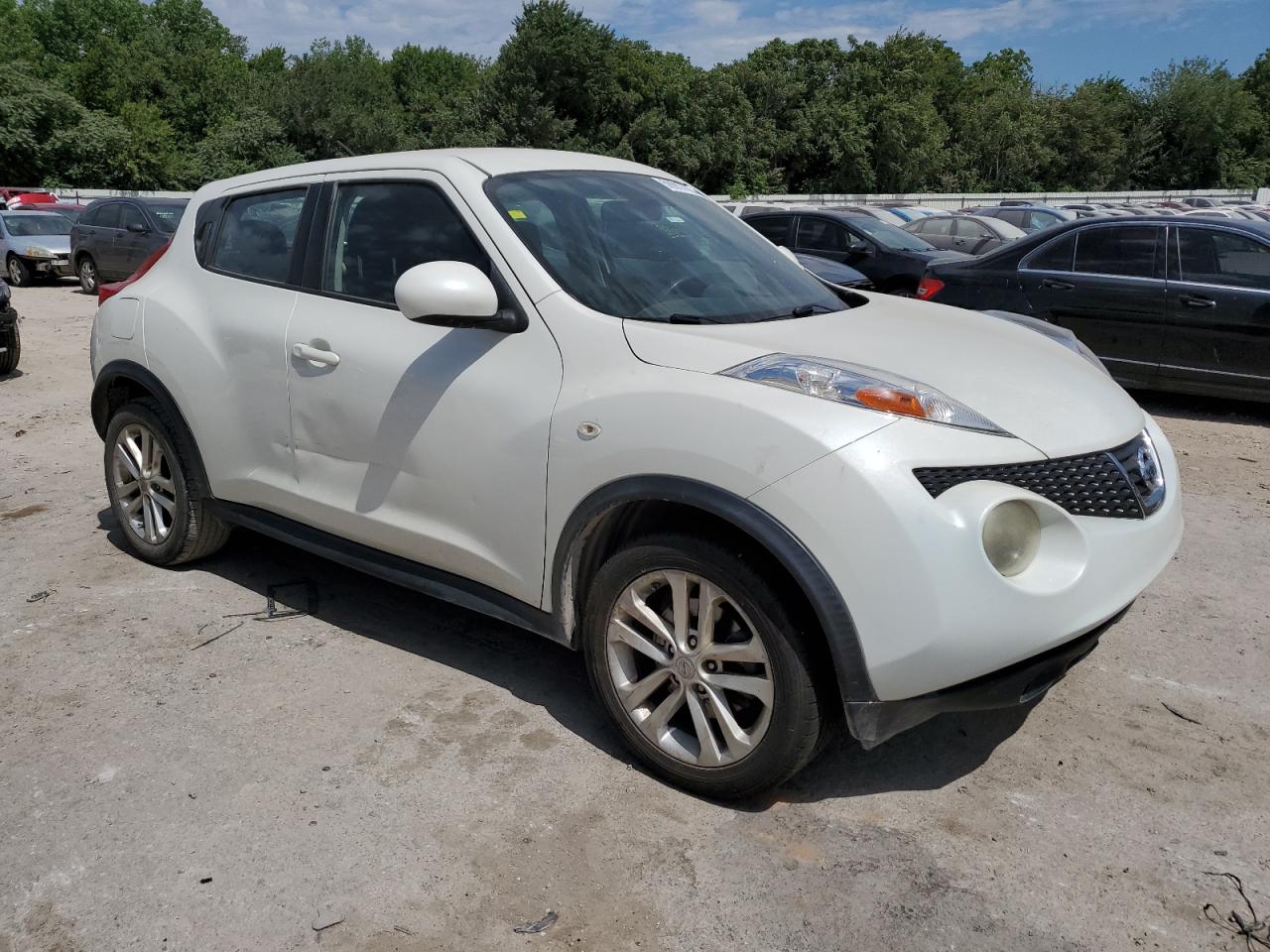 2013 Nissan Juke S vin: JN8AF5MR1DT201424