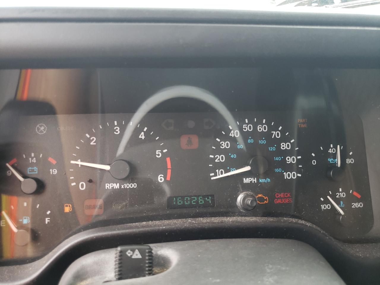 1J4FA29P8YP741674 2000 Jeep Wrangler / Tj Se