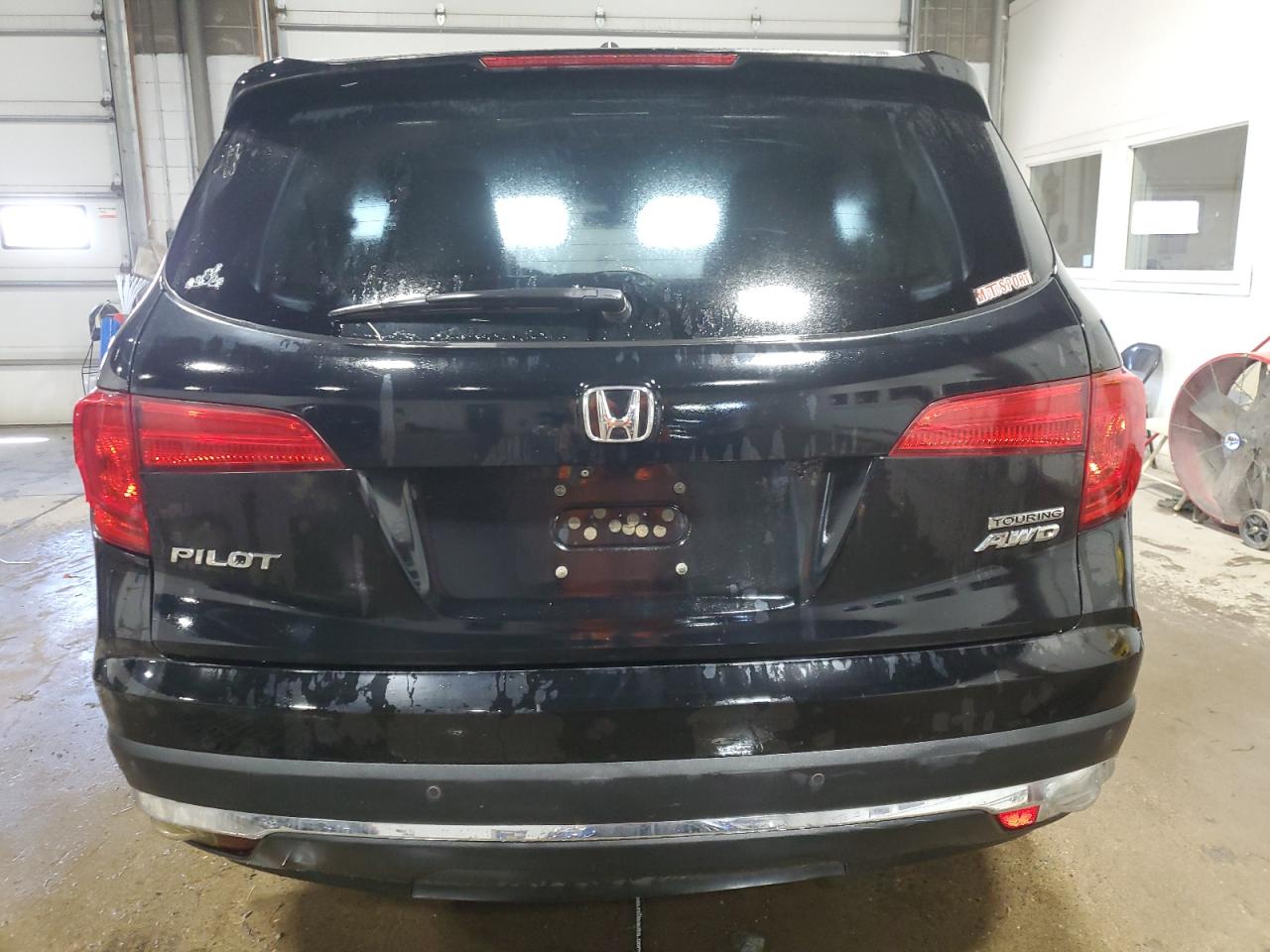 5FNYF6H96GB008266 2016 Honda Pilot Touring