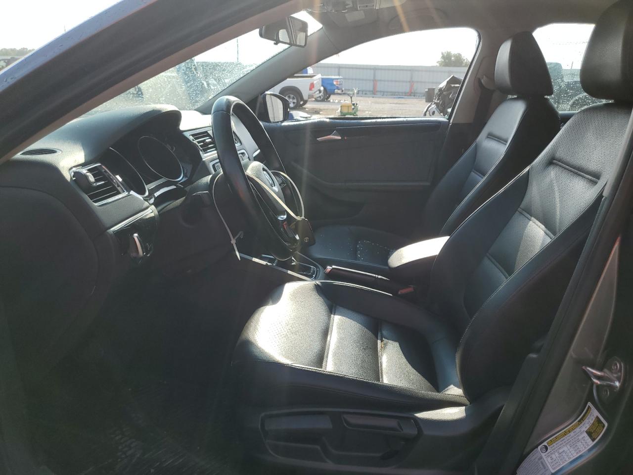 3VWL17AJ2GM375581 2016 Volkswagen Jetta Sel