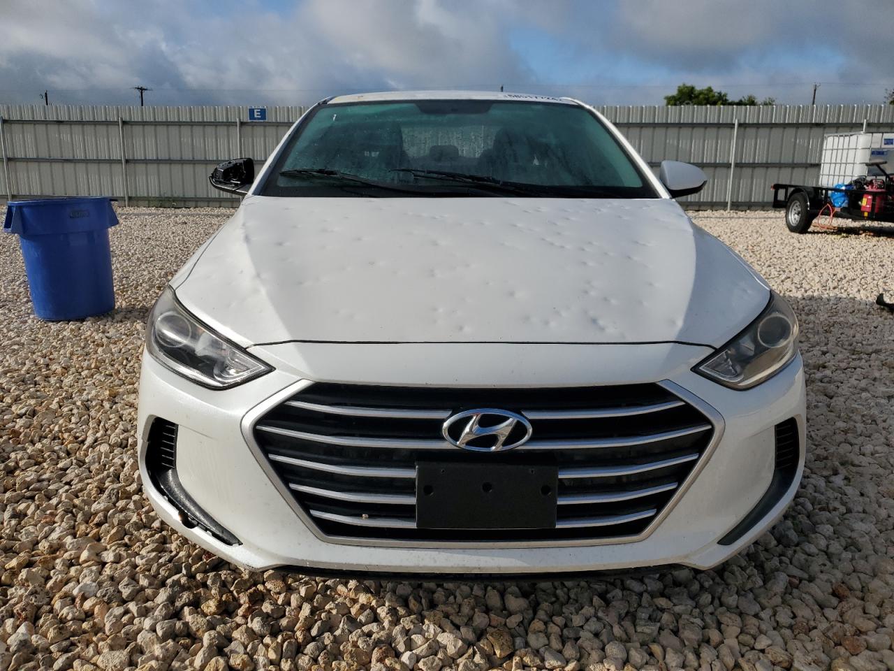 Lot #2952337047 2018 HYUNDAI ELANTRA SE