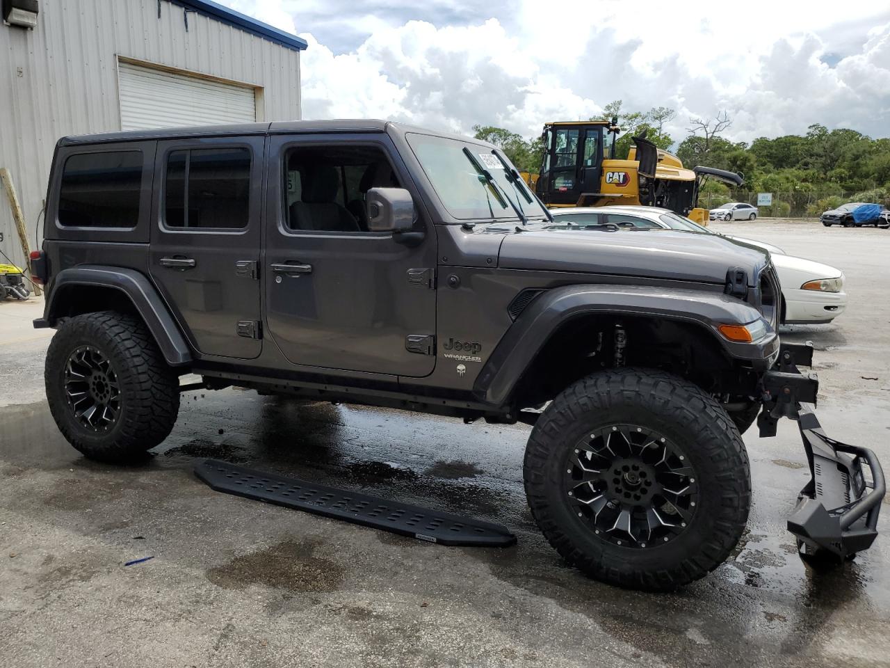 2021 Jeep Wrangler Unlimited Sahara vin: 1C4HJXEMXMW688242