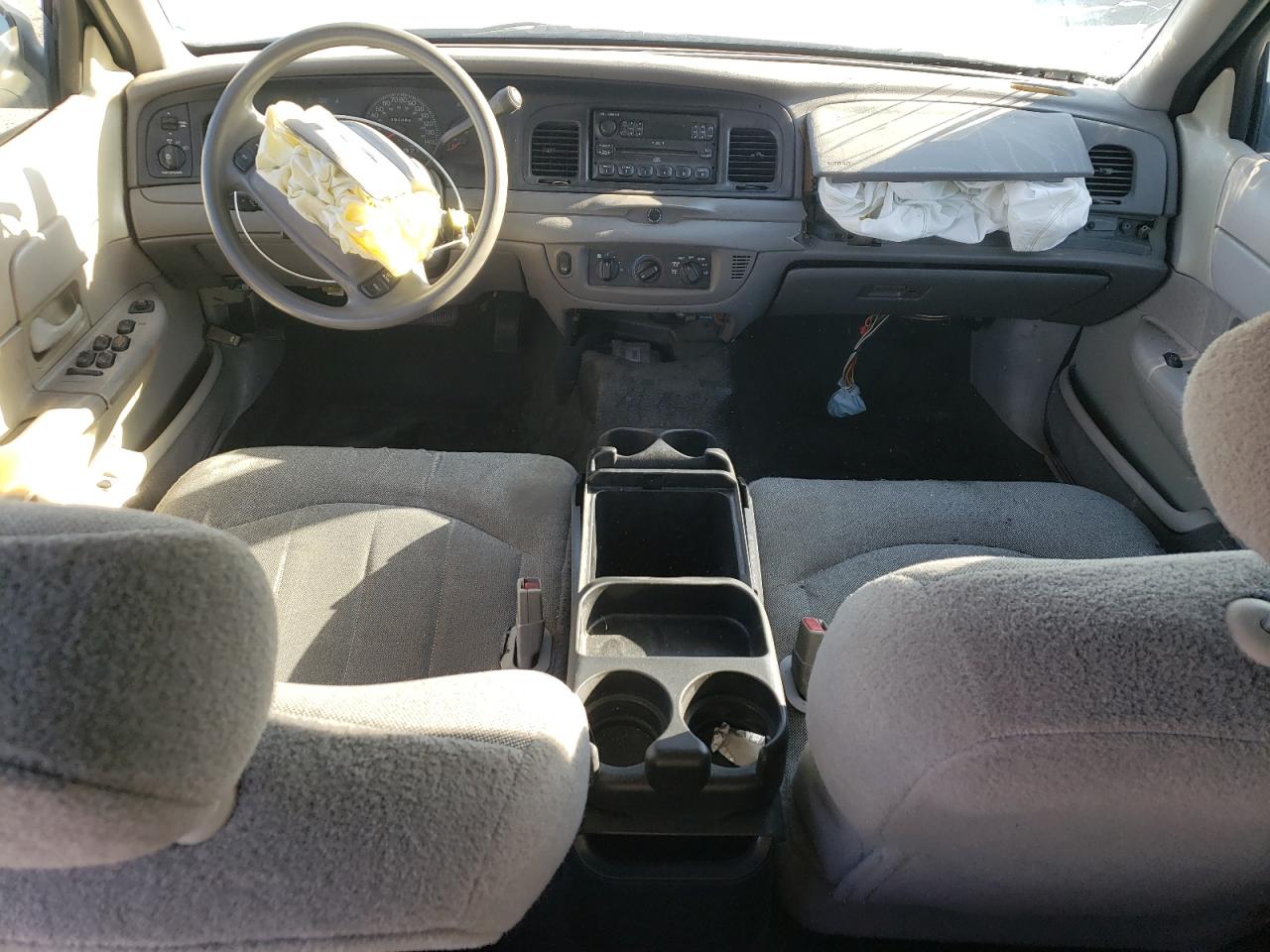 2FAFP71W61X190882 2001 Ford Crown Victoria Police Interceptor