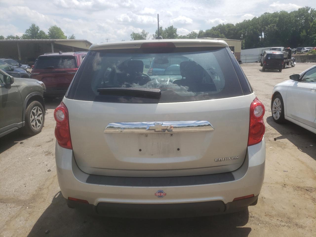 2GNALAEK3F1131052 2015 Chevrolet Equinox Ls