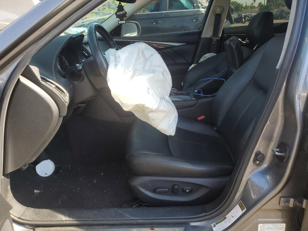 JN1EV7AR8JM437030 2018 Infiniti Q50 Luxe