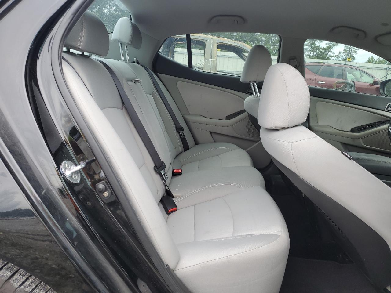 KNAGM4A79C5286473 2012 Kia Optima Lx