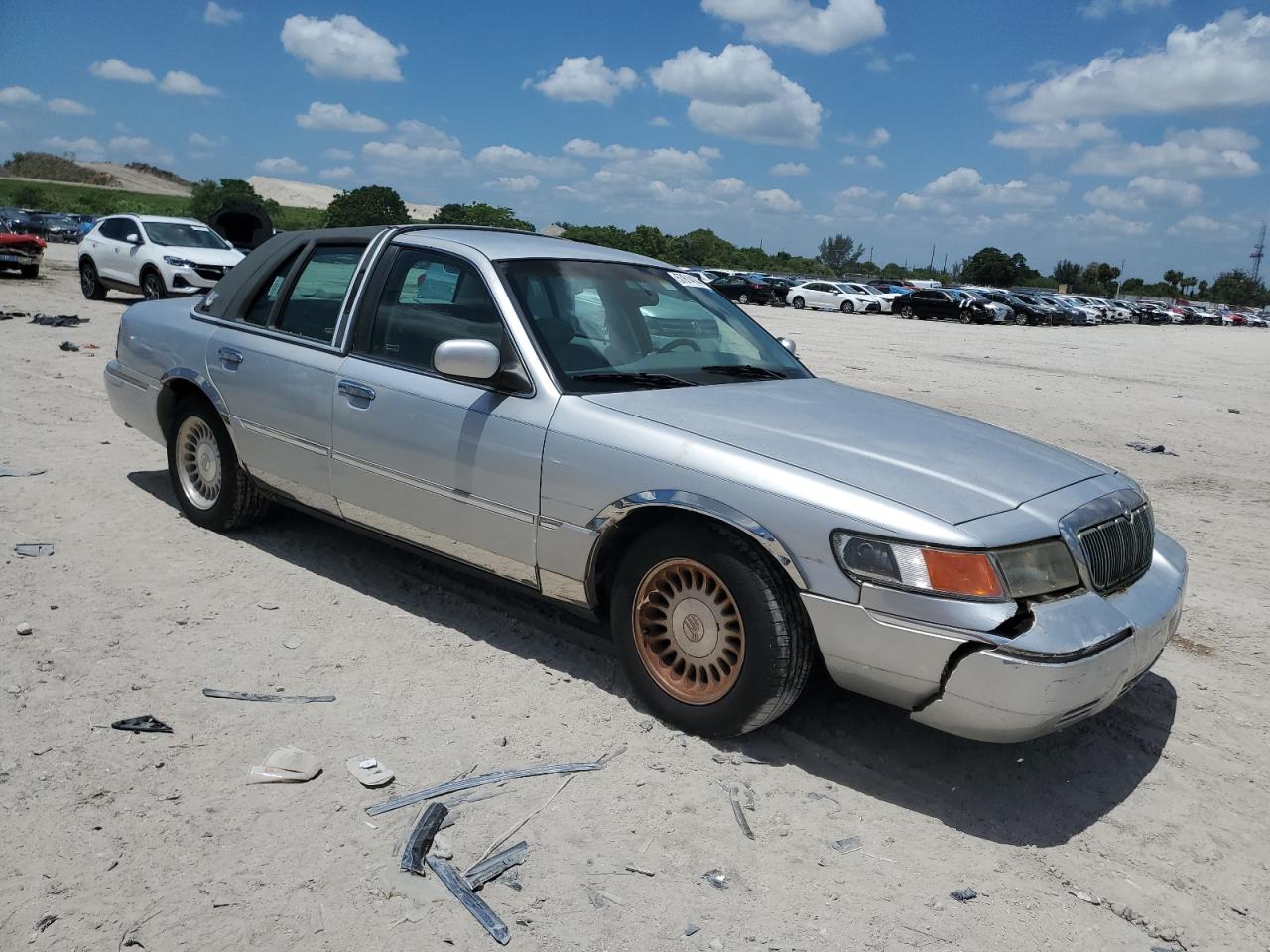 2MEFM75W72X648068 2002 Mercury Grand Marquis Ls