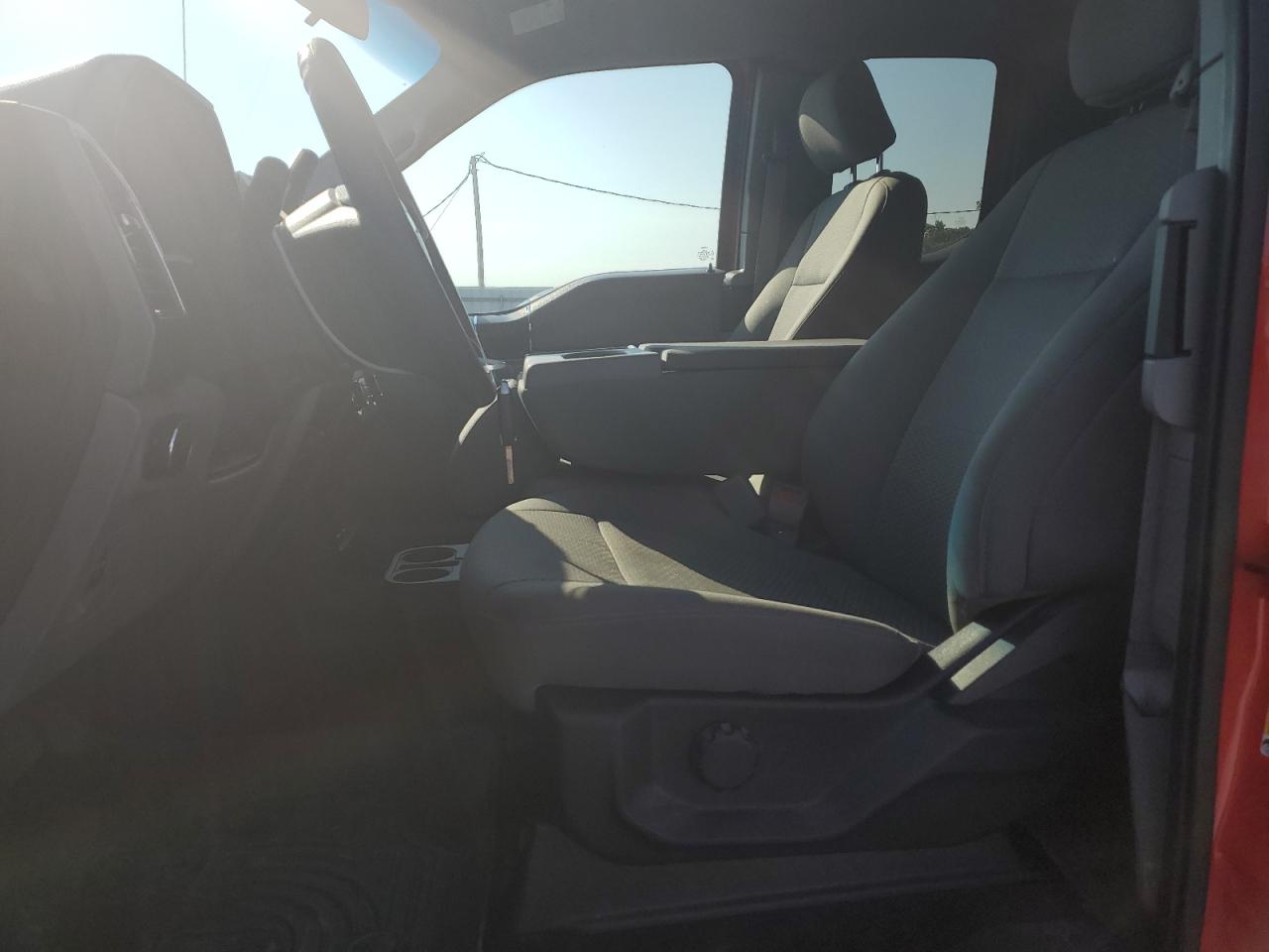 1FTFX1E57JKG12427 2018 Ford F150 Super Cab