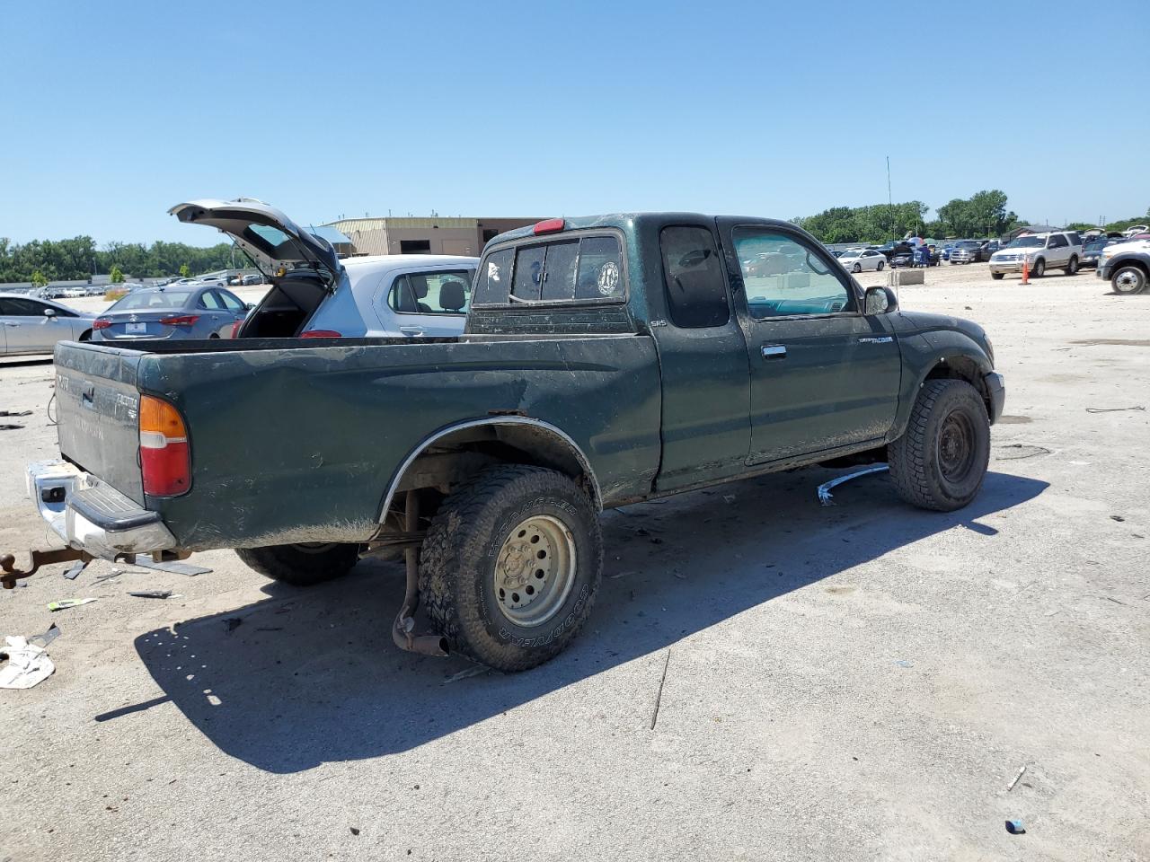 Lot #2721215744 2000 TOYOTA TACOMA XTR