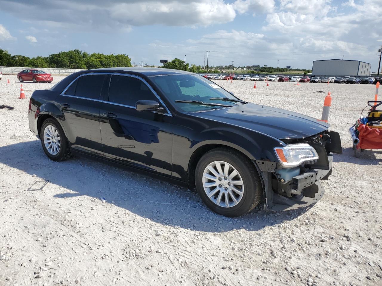 2C3CCAAGXEH119011 2014 Chrysler 300