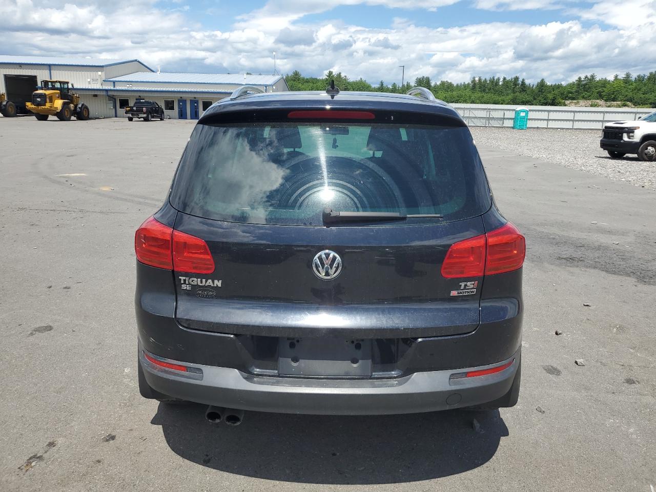 WVGBV7AX6GW605058 2016 Volkswagen Tiguan S