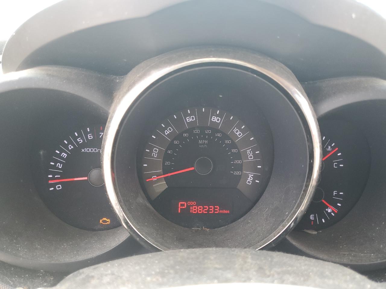 KNDJT2A29B7232422 2011 Kia Soul +