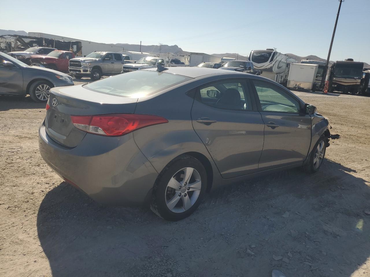 2013 Hyundai Elantra Gls vin: 5NPDH4AE5DH415903