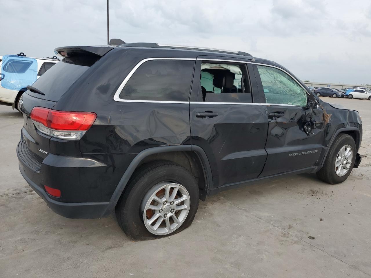 2019 Jeep Grand Cherokee Laredo vin: 1C4RJEAG8KC698873