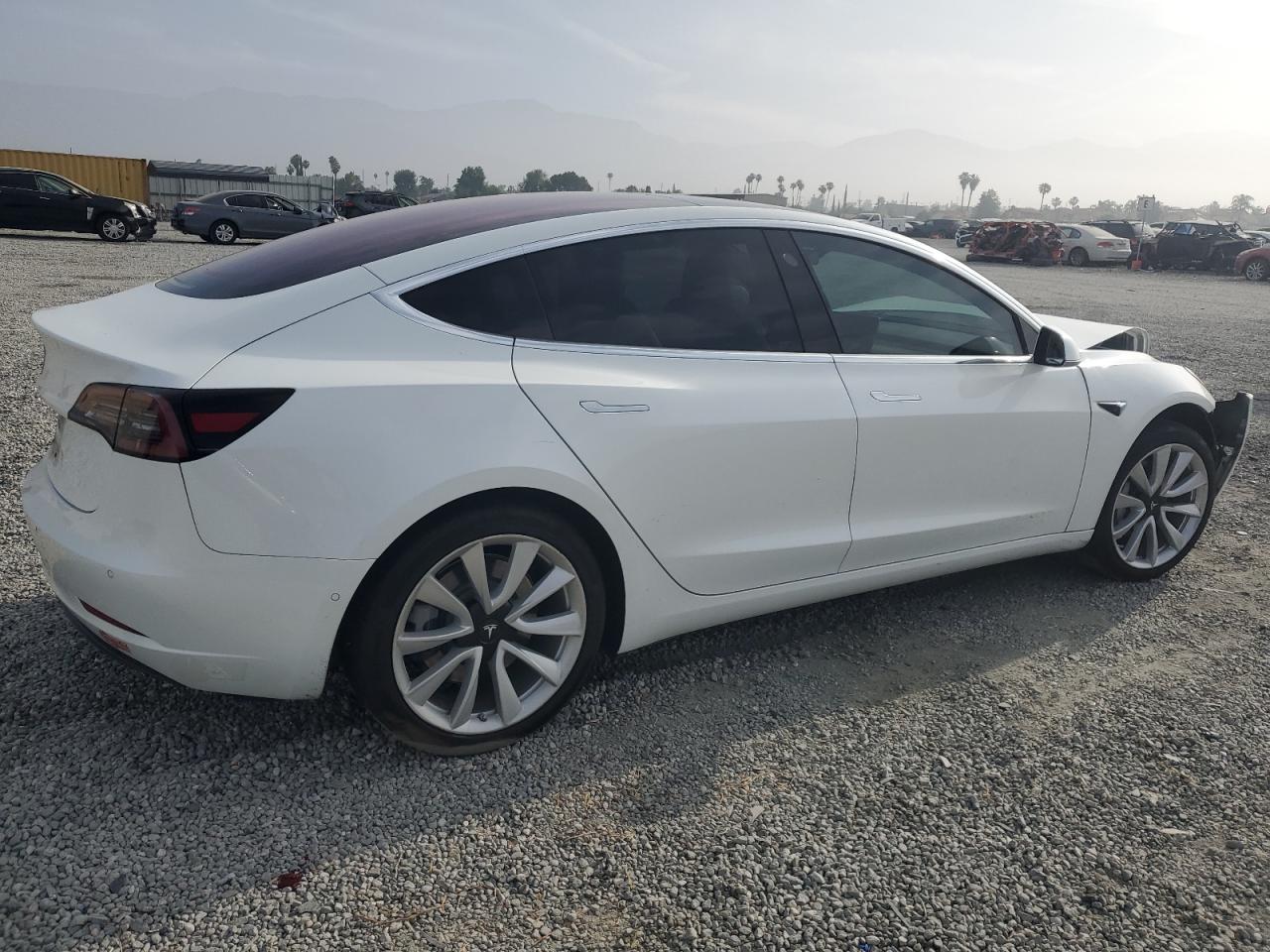 5YJ3E1EA2JF010005 2018 Tesla Model 3