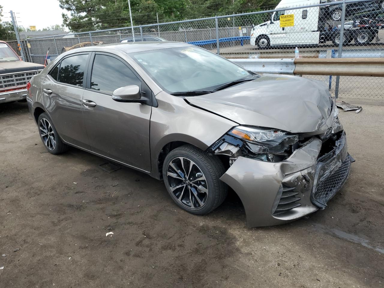 2019 Toyota Corolla L vin: 2T1BURHE6KC232435