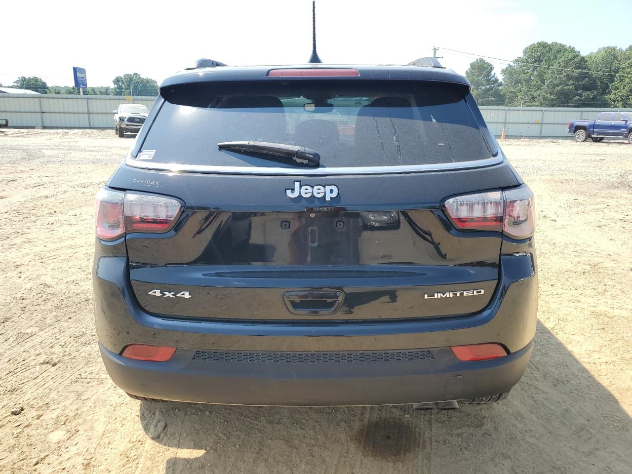 3C4NJDCB6KT639738 2019 Jeep Compass Limited