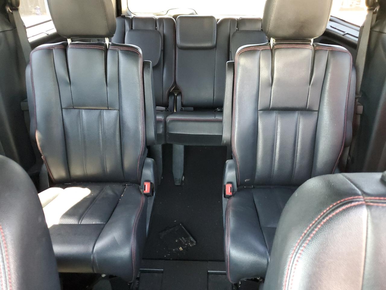 2C4RDGEG0HR750204 2017 Dodge Grand Caravan Gt