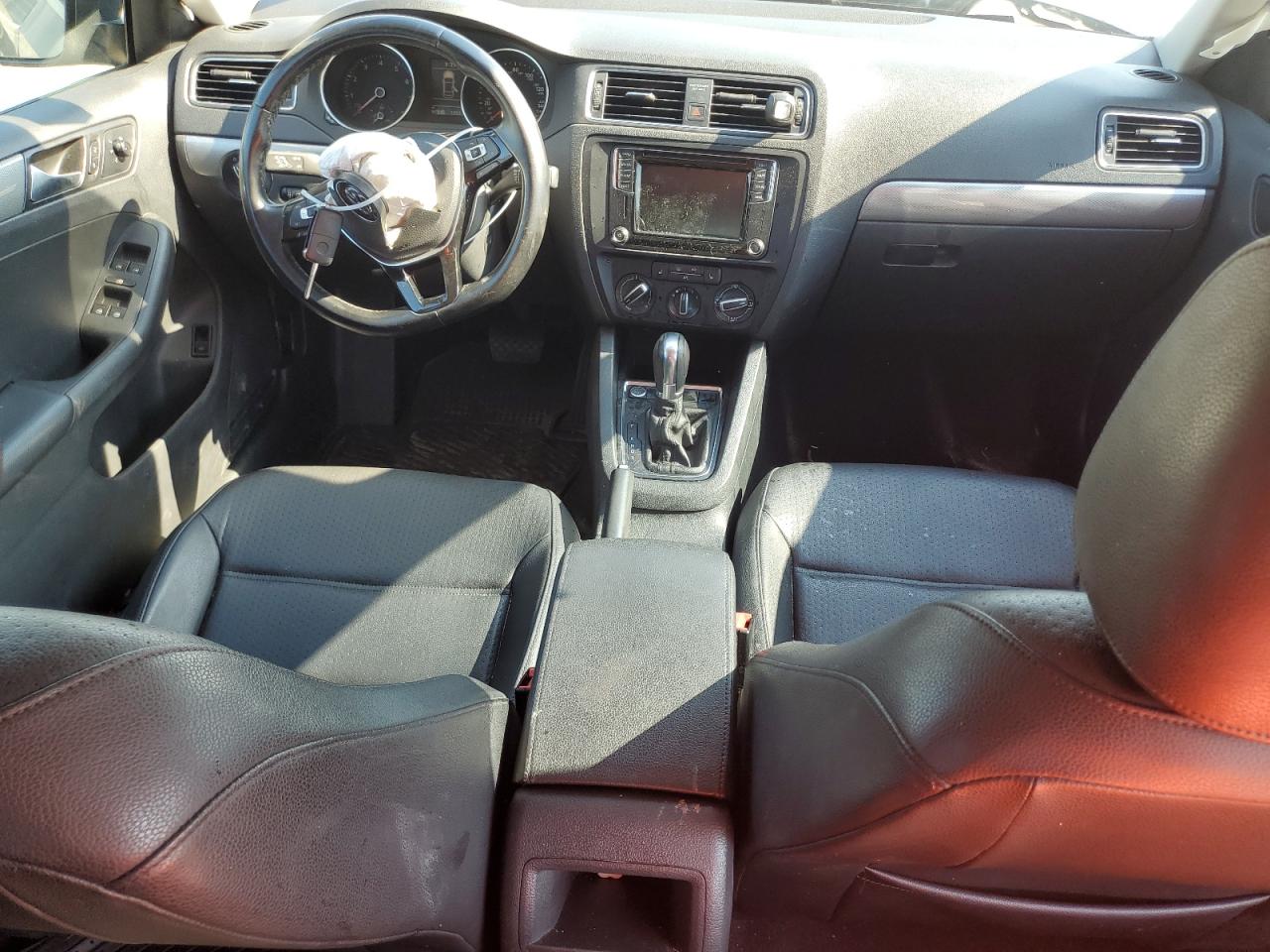 3VWDB7AJ7HM206580 2017 Volkswagen Jetta Se